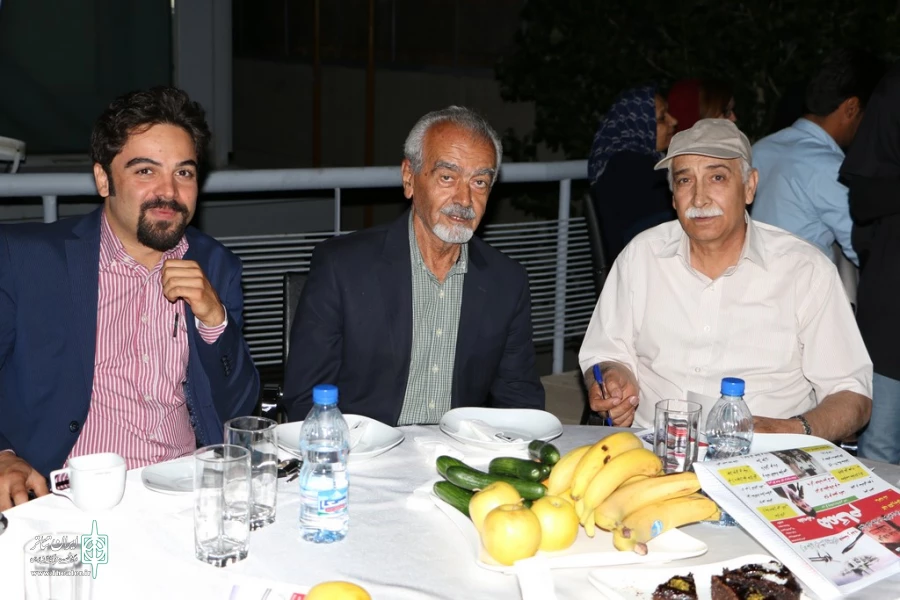 برگزاری مراسم روز جهانی تئاتر در شیراز با حضور پیشکسوتان و هنرمندان نمایش 12