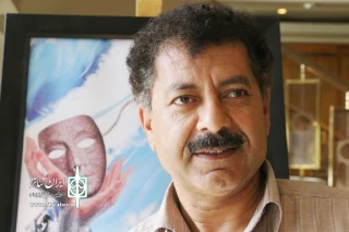 رئیس اداره هنری فرهنگ و ارشاد فارس :

برای تبدیل نمایش‌های سنتی به نمایش ملی ایرانی تلاش کافی نشده است