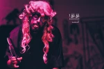 نمایش کمدی تق تق به کارگردانی ماهان رجایی در تیرماه به روی صحنه رفت. 4