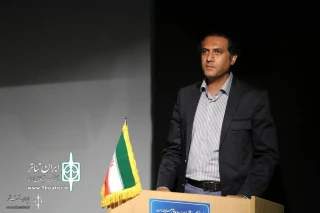 حمید وامق در استانه انتشار  فراخوان جشنواره تئاتر استان فارس سال 97

انتشار فراخوان، مسیر انتخاب آثار جشنواره را منطقی تر می‌کند