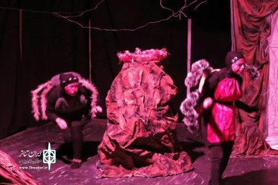 نمایش کودک «میهمان غار» در شیراز به روی صحنه رفت

نمایش «میهمان غار»تولید گروه نمایش باران در شیراز اجرا می شود.