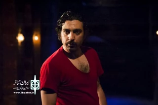 «زنبور» واگویه های یک کفتر باز عاشق در شیراز به روی صحنه رفت