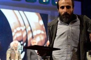 عنوان بازیگراول  مرد دربخش بین الملل سی وهفتمین جشنواره بین‌المللی فجر به هنرمند فسا رسید