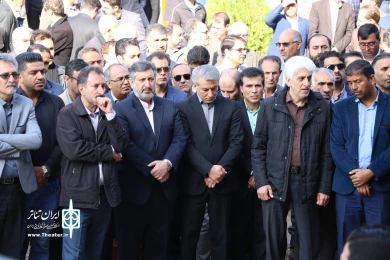 پیکر محمود عالیشوندی، مدیرکل اسبق فرهنگ و ارشاد اسلامی استان فارس بر دستان اهالی فرهنگ و هنر تشییع شد.