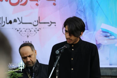پیکر محمود عالیشوندی، مدیرکل اسبق فرهنگ و ارشاد اسلامی استان فارس بر دستان اهالی فرهنگ و هنر تشییع شد.