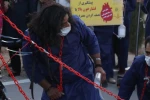 استقبال مردمی از نمایش خیابانی « دیو خون»  2