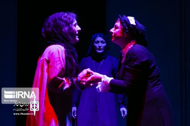 گالری تصاویر نمایش : شیاطین را فرابخوان