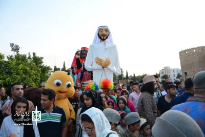 آیین افتتاحیه نخستین جشنواره ملی تئاتر شهروند شیراز برگزار شد/ گزارش تصویری