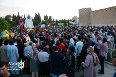 آیین افتتاحیه نخستین جشنواره ملی تئاتر شهروند شیراز برگزار شد/ گزارش تصویری