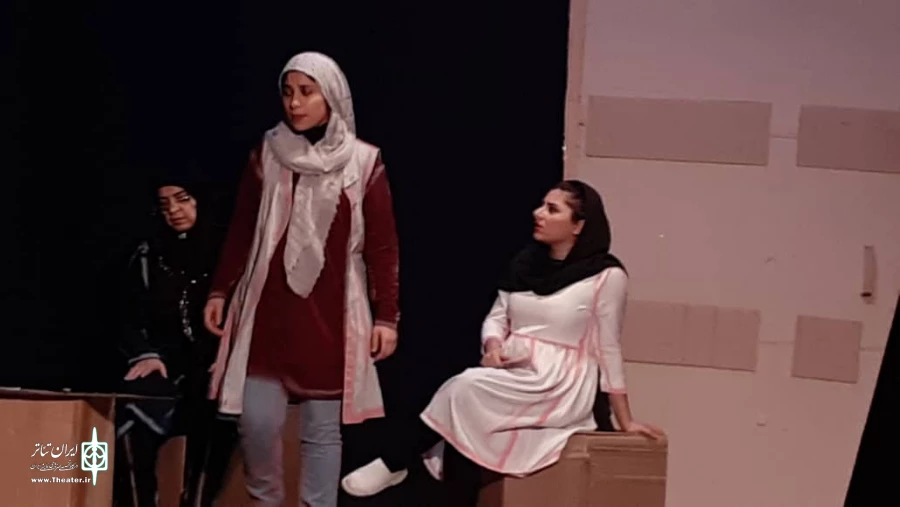 خودکشی دستجمعی نهنگ ها ، در لارستان  4