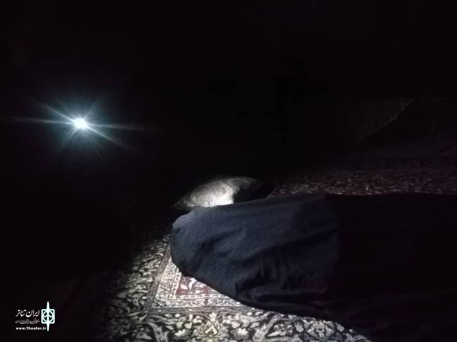 نمایش توهم در نی ریز به روی صحنه رفت  5