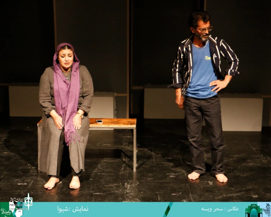 گزارش تصویری از بازدید مدیر کل فرهنگ و ارشاد اسلامی فارس از جشنواره تئاتر استانی فارس