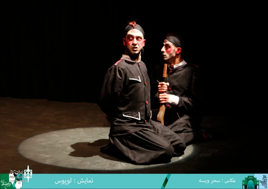 گزارش تصویری از بازدید مدیر کل فرهنگ و ارشاد اسلامی فارس از جشنواره تئاتر استانی فارس