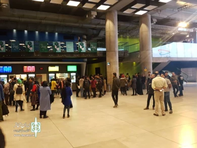 گزارش تصویری از بازدید مدیر کل فرهنگ و ارشاد اسلامی فارس از جشنواره تئاتر استانی فارس