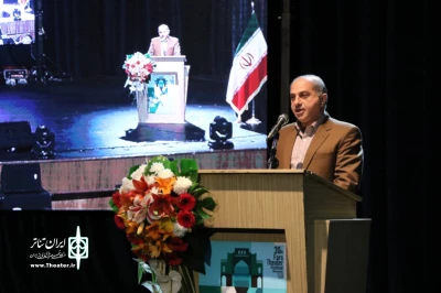 کیوان نیازی اردکانی، مدیرکل دفتر امور اجتماعی و فرهنگی استانداری فارس:

پویایی هنر تئاتر در ارتباط مستقیم با مخاطب گره خورده است