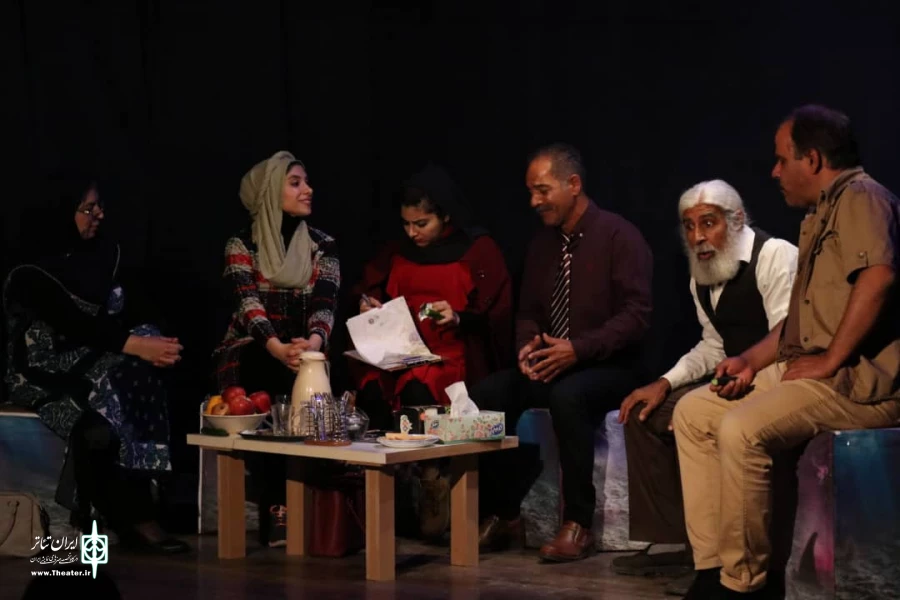 « خودکش دستجمعی نهنگ ها » در لارستان به روی صحنه رفت 2