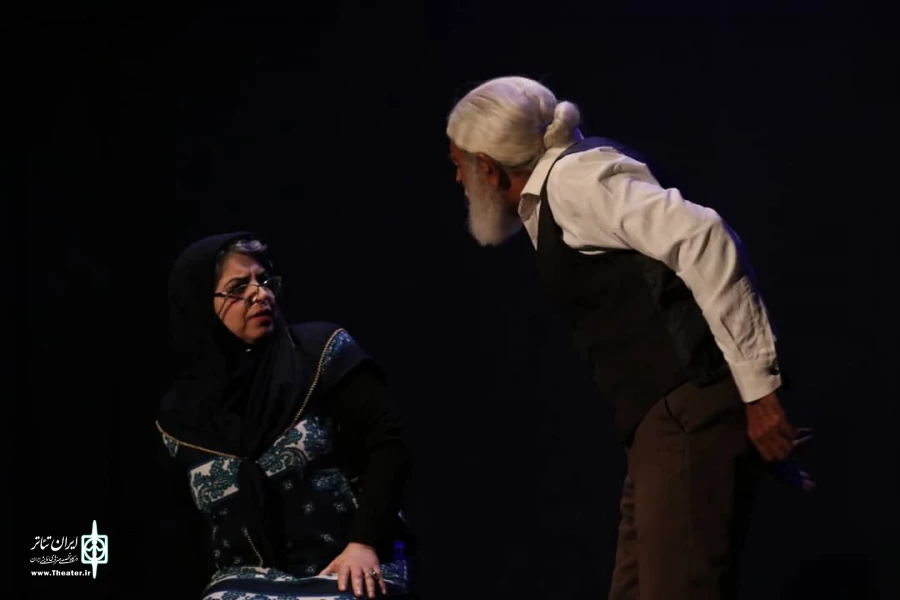 « خودکش دستجمعی نهنگ ها » در لارستان به روی صحنه رفت 4
