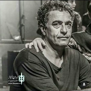 رخت سیاه بر تن تئاتر فارس :

محسن تنها ، تئاتر فارس را تنها گذاشت