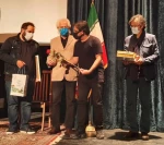 کارگاه نمایشنامه نویسی پیام لاریان در شیراز به پایان رسید
 2