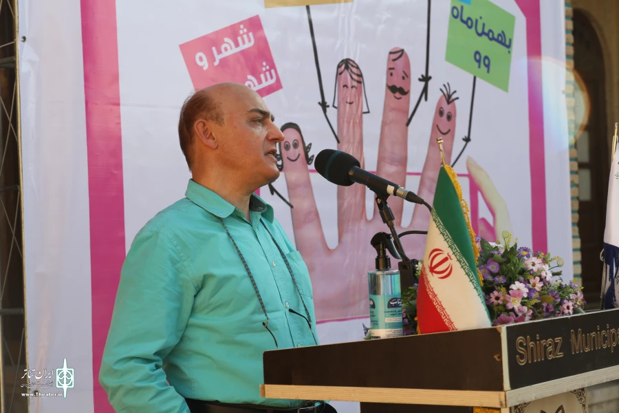 نوید جعفری دبیر علمی جشنواره:
توسعه فرهنگی و اجتماعی شیراز نیازمند فعالیت های فرهنگی و هنری است  3