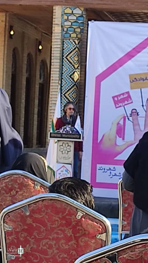 نوید جعفری دبیر علمی جشنواره:
توسعه فرهنگی و اجتماعی شیراز نیازمند فعالیت های فرهنگی و هنری است  6