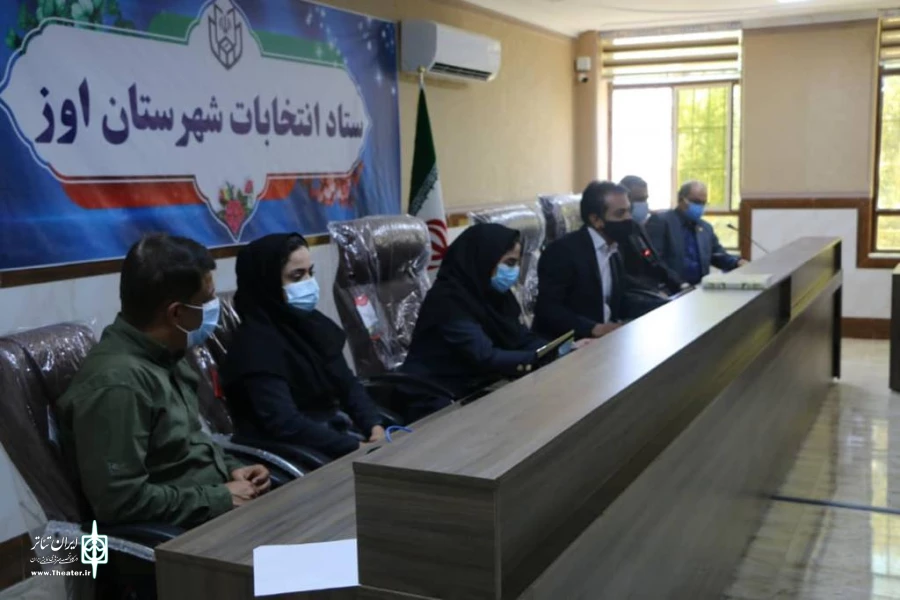 تقدیر از هنرمندان اوزی برگزیده جشنواره استانی تک بازیگر در هفته هنر انقلاب اسلامی 5