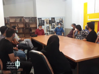 با حضور هنرمندان و مسئولین

دومین نشست تخصصی تئاتر جهرم برگزار شد