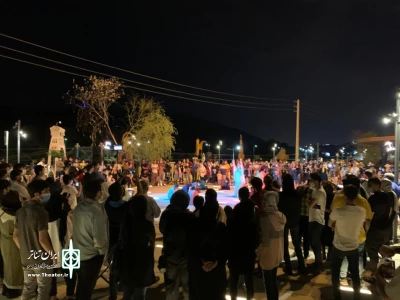 نمایش محیطی «چارده روایت» در شیراز اجرا شد