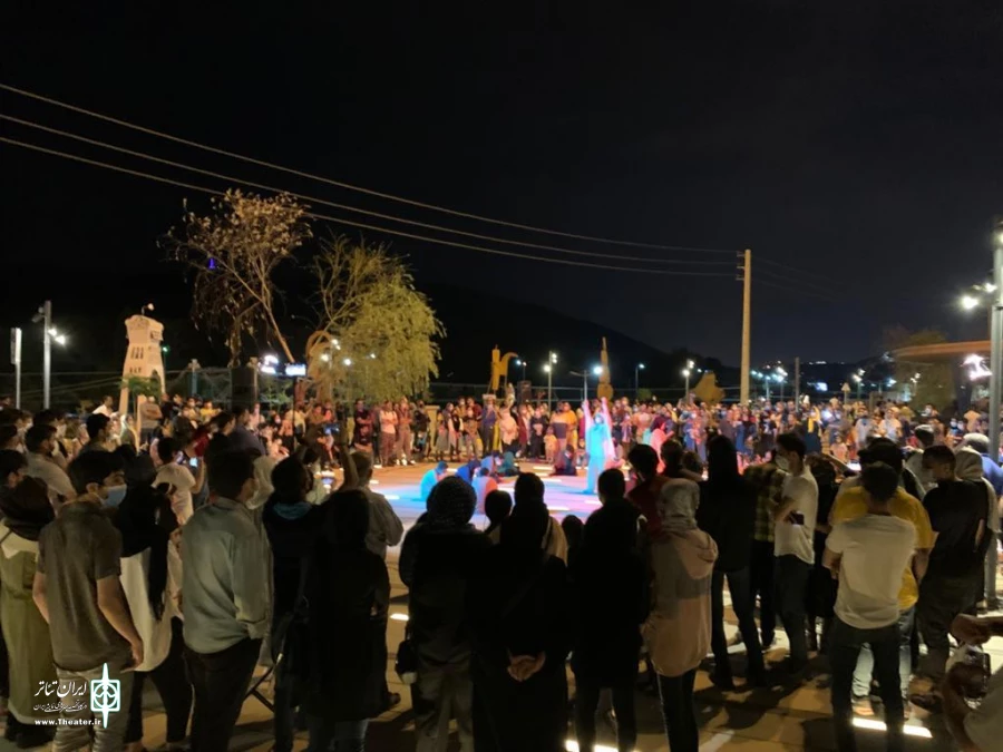 نمایش محیطی «چارده روایت» در شیراز اجرا شد  2