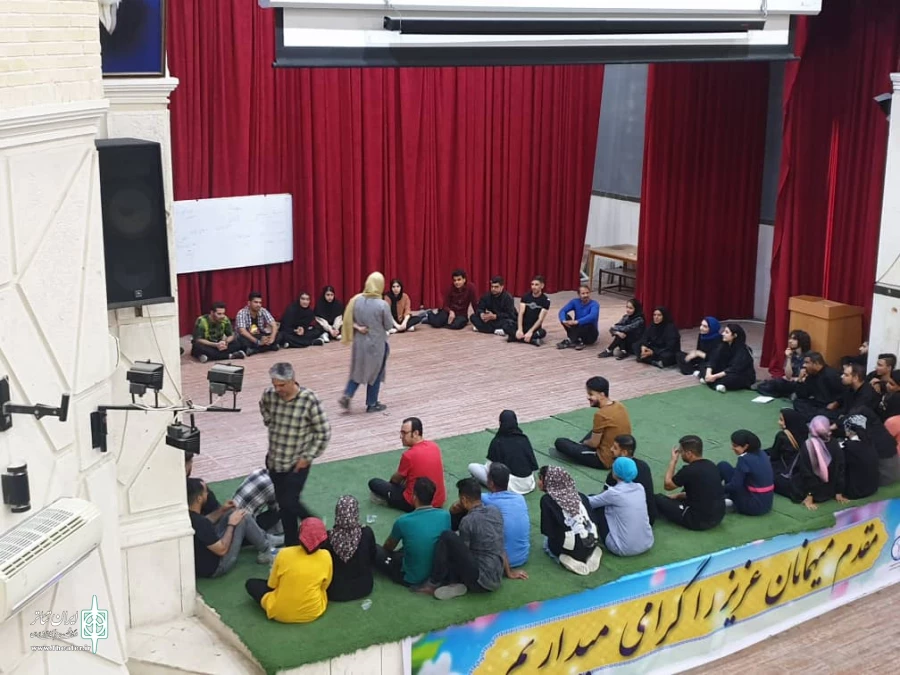 کارگاه بازیگری خلاق ، از شناخت تا اجرا در لارستان برگزار شد
 5