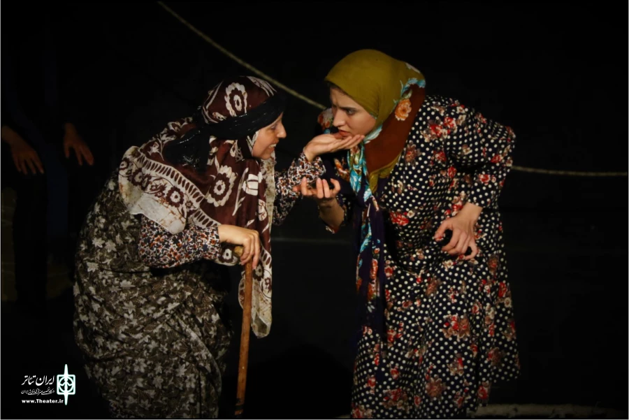 گزارش تصویری روز دوم  سی و سومین جشنواره تئاتر استانی فارس
عکس های