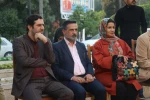 نخستین روز جشنواره تئاتر فارس میزبان نمایش “بهمن” شد
نمایش «بهمن» به کارگردانی سارا خیری در قالب بخش خیابانی و نمایش «پدرها پسرهایشان را دوست دارند» در بخش خیابانی جشنواره تئاتر فارس شد.
این آثار در ارگ کریمخانی ، حافظیه و بوستان آزادی میزبان علاقه مندا