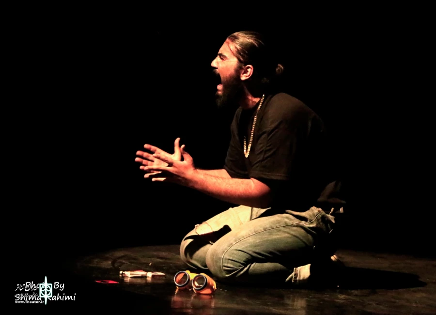 نمایش «میشو سوزوکی» در تماشاخانه استاد لایق 
 10